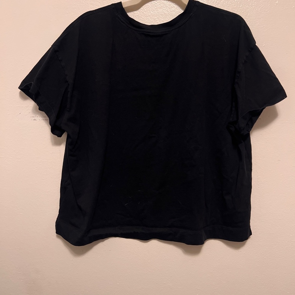 Old Navy Black Short Sleeve Tee